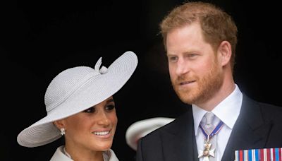 Los motivos por los que el príncipe Harry y Meghan Markle vuelven a Reino Unido