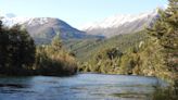 En Bariloche: se tiró al río, estuvo sumergido por dos minutos y ahora está internado en grave estado