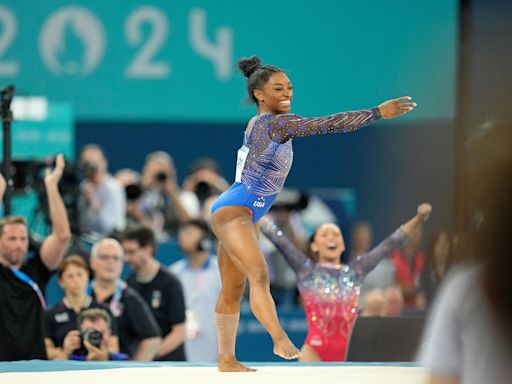 Olympic gymnastics live updates: Simone Biles wins gold medal in all-around