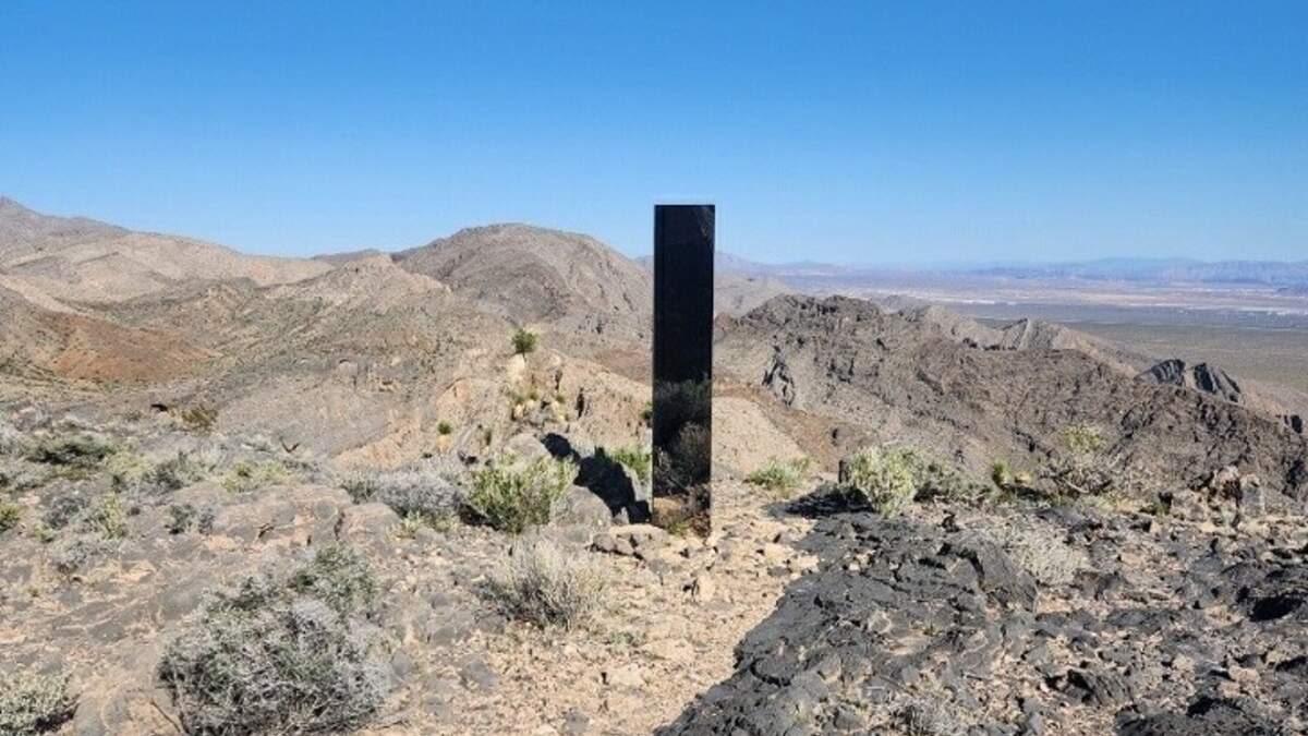 Mysterious Monolith Found Near Las Vegas | NewsRadio WHAM 1180 | Coast to Coast AM with George Noory