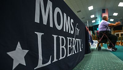 California Moms for Liberty chair goes viral for confronting drag queens