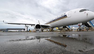 Singapore Airlines posts record profit, sees travel demand continuing in Q1