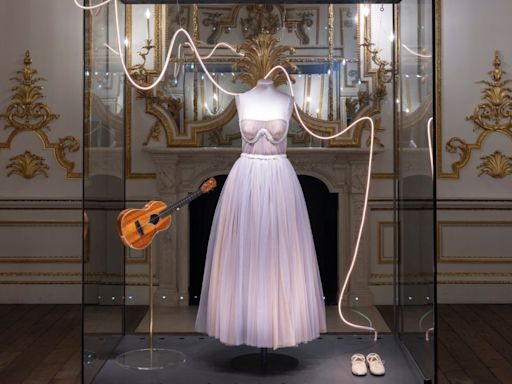The Taylor Swift Songbook Trail is a ploy to get kids into the V&A - I hope it works