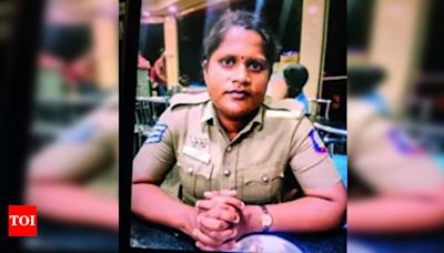 Woman who posed as cop to dupe used vehicle dealer held | Coimbatore News - Times of India