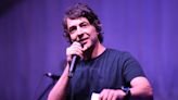 Debate Ignites After Comic Arj Barker Ejects Breastfeeding Mother From Venue for “Disrupting” His Stand-Up Performance