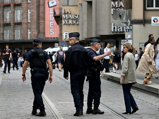 "Pourvu qu'il ne se passe rien": loin de Paris, des policiers en moins pour cause de JO