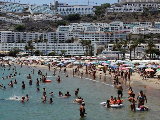 Continúa el dinamismo del mercado laboral en junio: 71.000 afiliados más y el paro baja hasta los 2,5 millones