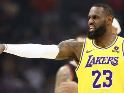 LeBron James cuidará su salud para intentar llegar a los playoffs: "Tengo que ser inteligente"