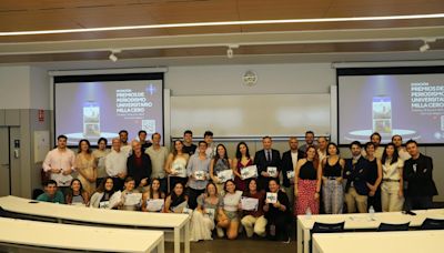 La Universidad Loyola otorga sus premios a los mejores trabajos periodísticos de los estudiantes de Córdoba