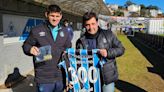 Kannemann recebe homenagem por completar 300 jogos pelo Grêmio | GZH