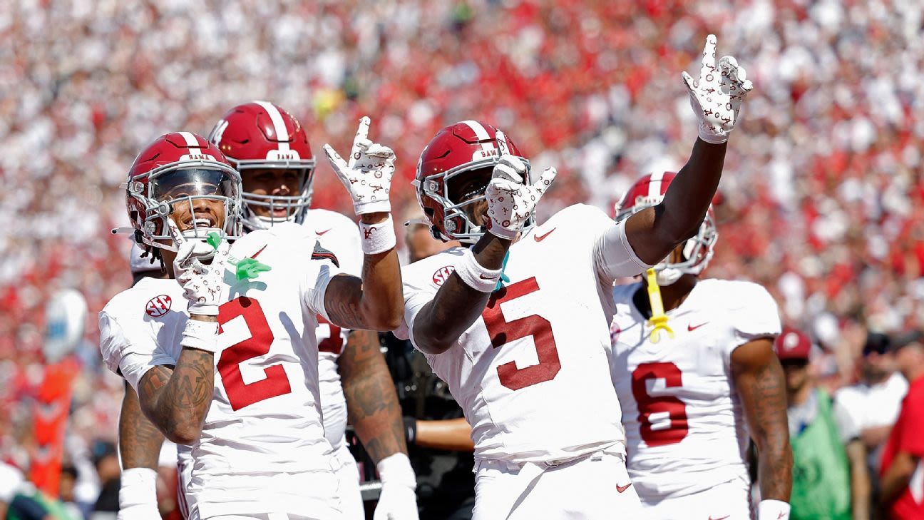 The divergent fates of Alabama and Florida State after last year's CFP controversy