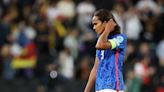 Capitã da seleção feminina da França diz que não disputará Copa do Mundo para "preservar saúde mental"