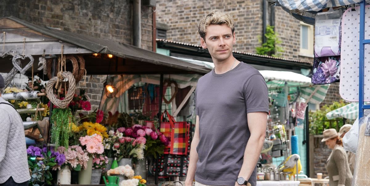 EastEnders' Peter makes Lauren offer as she gets closer to Junior