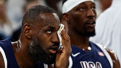 Paris-2024: LeBron leva quatro pontos no rosto após choque com Georginho em EUA x Brasil