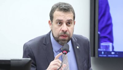 Boulos reforça drible sobre voto que ajudou a livrar Janones em caso de 'rachadinha'