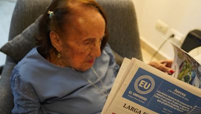 103 años de EL UNIVERSO: El legado de lectura de Catalina, una mujer centenaria y su historia