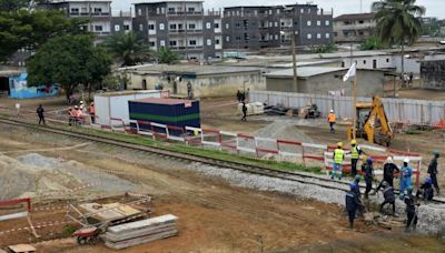 Cette photo ne montre pas les voitures du nouveau métro d'Abidjan