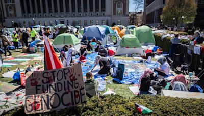 Los manifestantes estudiantiles de Columbia exigen la desinversión en empresas vinculadas a acciones militares de Israel. Esto es de lo que la universidad se desprendió en el pasado