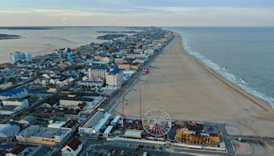 Medical waste washing up on Maryland coastline causes closures at beaches, parks