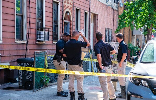 Nine hurt after resident sets fire to Brooklyn apartment building