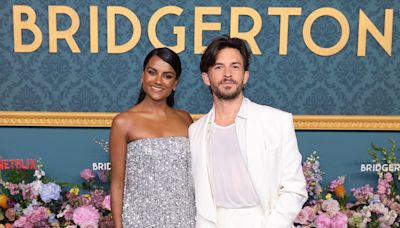 Jonathan Bailey & Simone Ashley Reunite at ‘Bridgerton’ Season 3 Premiere to Pass Torch to New Lead Stars!