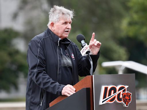 As Bears celebrate Steve McMichael's Hall of Fame enshrinement, coach Mike Ditka not expected to attend