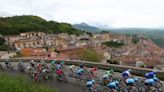 Giro de Italia: Aurélien Paret-Peintre ganó la cuarta etapa y Remco Evenepoel “le entregó” el liderazgo de la general a Andreas Leknessund