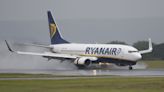 Ryanair shares inch down as budget carrier flags "flat to modestly higher" fares By Investing.com