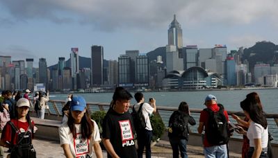 Hong Kong economy to grow 2.5%-3.5% in Q1, financial chief says