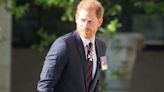 'Wary' Prince Harry 'expecting to be booed' at St Pauls says body language pro