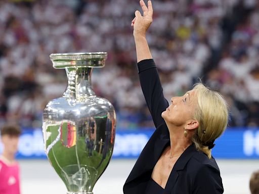 Franz Beckenbauer's wife Heidi leads tribute to late Germany legend