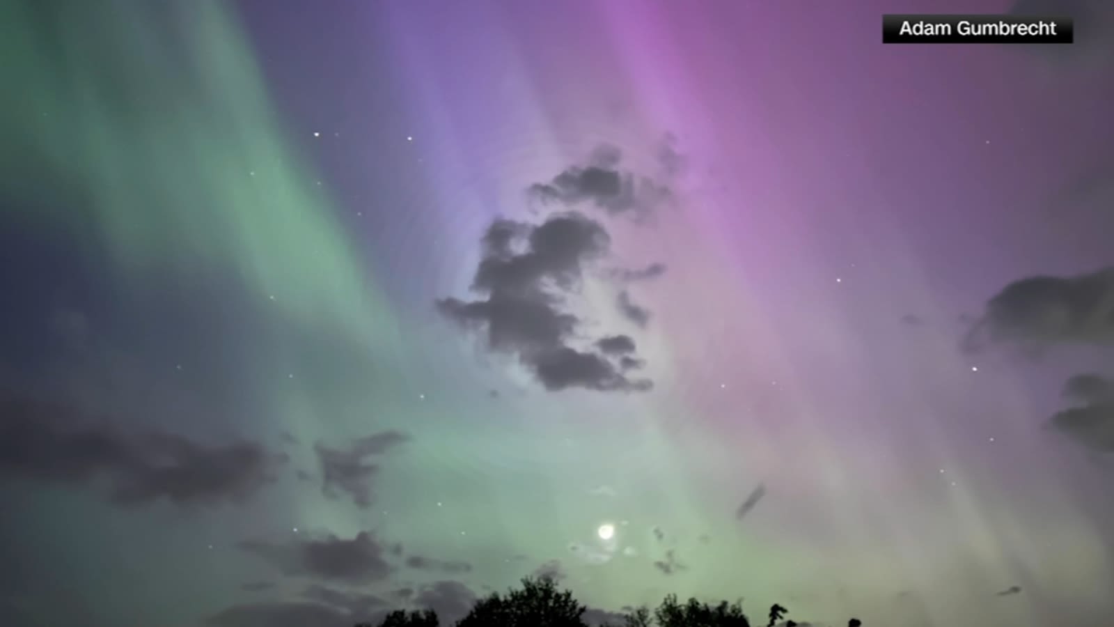 Chicago has a chance to see Northern Lights Sunday, but timing is hard to predict