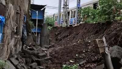 Thane: Man injured as Railway safety wall collapses near station