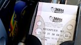 Rector de universidad de Rhode Island ganó $1 millón en el Mega Millions; olvidó ticket durante meses - El Diario NY