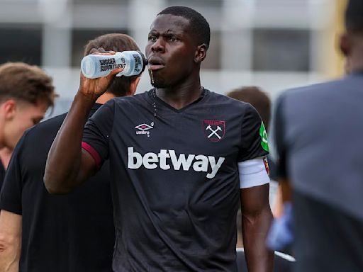 Kurt Zouma 'set to join UAE Pro League side Shabab Al-Ahli'