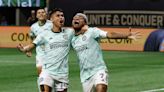 Bou define por Revolution en triunfo sobre Minnesota