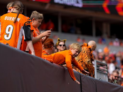 Bengals fans furious with Zac Taylor after home upset to Patriots