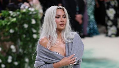 Polémica con el vestido de Kim Kardashian para la Met Gala 2024: "En cualquier momento se desmaya"