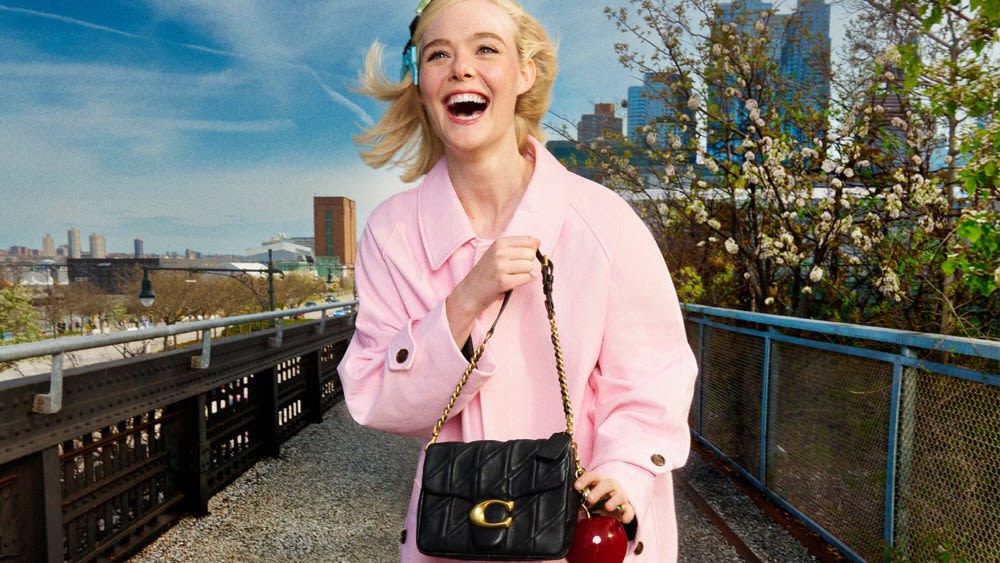 Coach Celebrates Courage in Fall Campaign