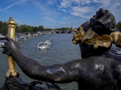 Triathlon cancels Olympic swim training for the second day over poor water quality in the Seine