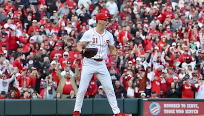 Cincinnati Reds whack Washington for Opening Day win