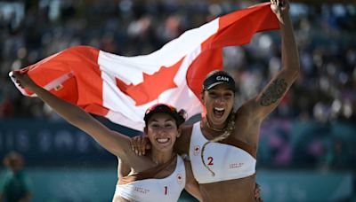 Canadians fight back to reach Olympic beach volleyball final