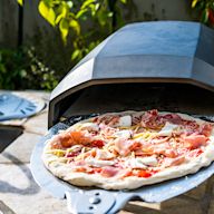 Uses gas as fuel to heat the oven and cook the pizza Offers faster and more consistent cooking compared to wood-fired ovens Produces less smoke and requires less maintenance compared to wood-fired ovens Popular among pizzerias and restaurants
