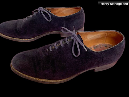 Elvis Presley's blue suede shoes are up for sale