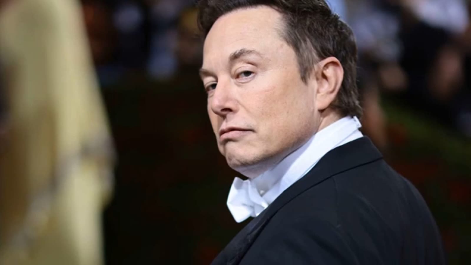 Elon Musk accused of improperly selling $7.5 billion in Tesla stock before weak sales report