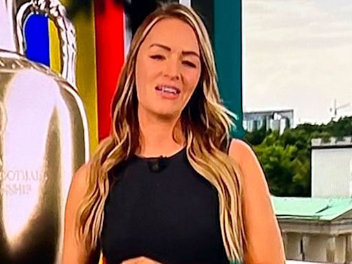 Fans hail 'worldy' Laura Woods as ITV host makes entrance in bold outfit