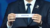 Se sorteó la Copa América 2024: Argentina debutará ante el ganador de Canadá vs. Trinidad y Tobago y luego enfrentará Chile y Perú en el Grupo A