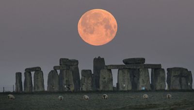 'Major lunar standstill' may reveal if Stonehenge is aligned with the moon