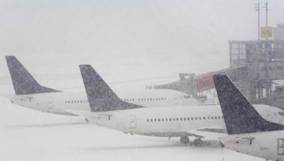 NYC Flight Cancellations: Snow Storm Grounds 800 Planes
