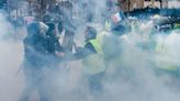 Gilets jaunes : procès requis pour les CRS impliqués dans le matraquage de manifestants dans un fast-food